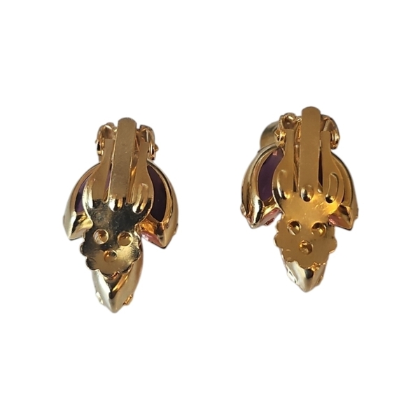 Vintage Aurora Borealis Rhinestone and Purple Crystal Clip On Earrings - Picture 5 of 7